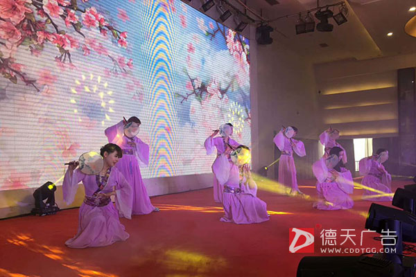 常德市德天廣告有限公司,品牌設(shè)計(jì),活動策劃,影視攝制,廣告設(shè)備租賃,媒體廣告推廣,