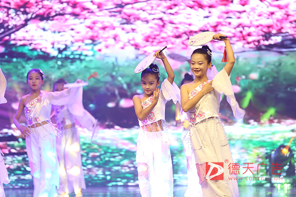 常德市德天廣告有限公司,品牌設(shè)計(jì),活動策劃,影視攝制,廣告設(shè)備租賃,媒體廣告推廣,